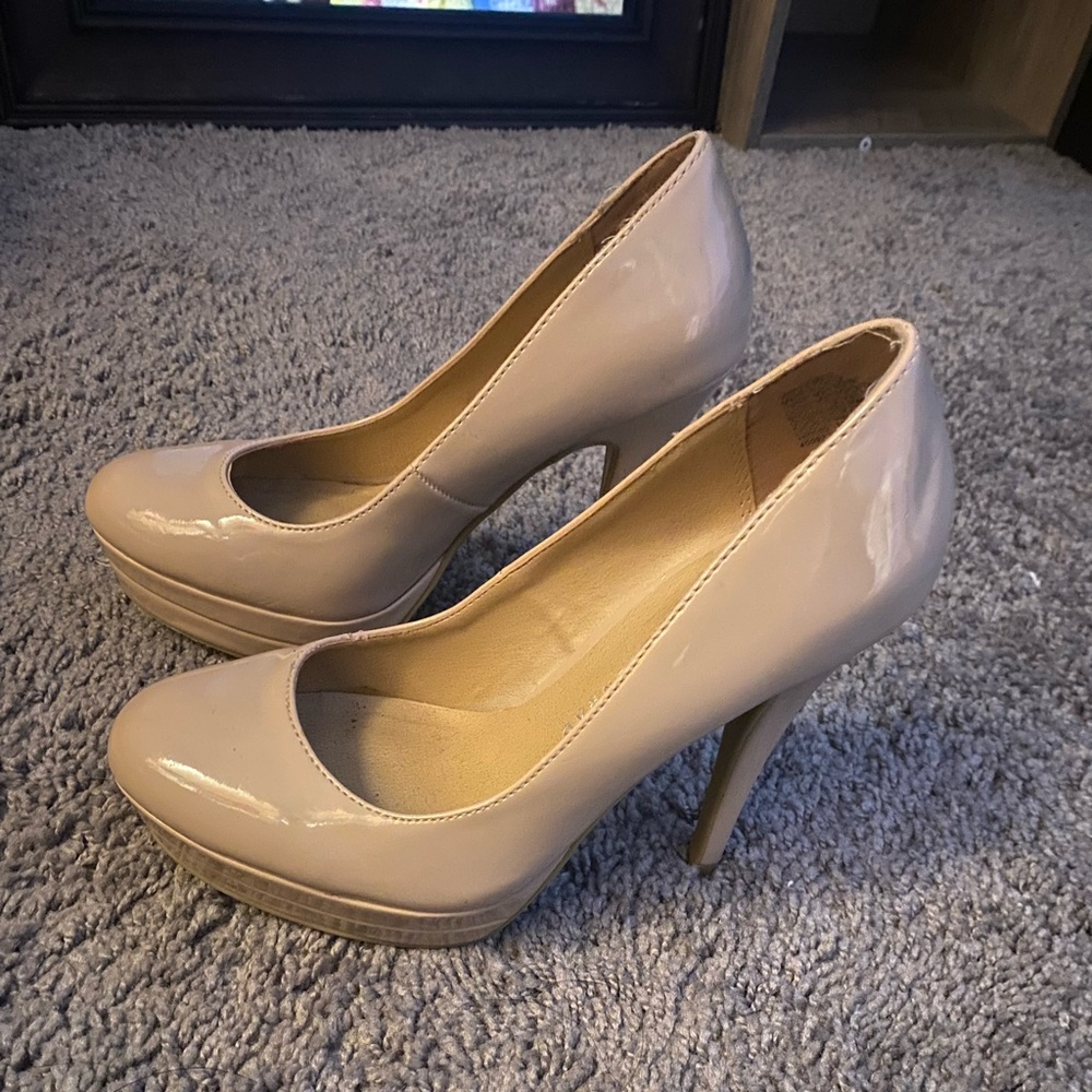Nude heels - Picture 3 of 8